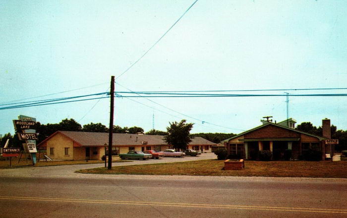 Burks Woodland Lake Motel - Old Postcard